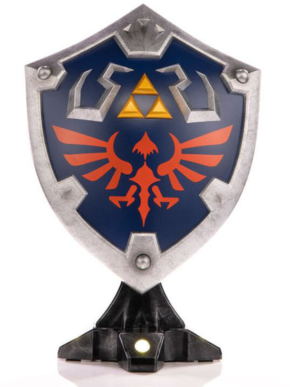 The Legend of Zelda: Breath of the Wild - Hylian Shield (Collector's Edition) - DAMAGED PACKAGING
